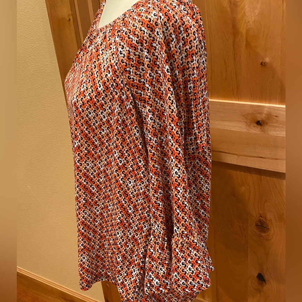 MICHAEL KORS beautiful NWT coral colored print blouse, women’s size XL - Picture 3 of 8